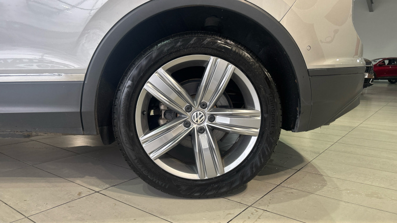 Volkswagen Tiguan 1.5 TSi EVO 150 Match 5dr DSG Petrol Estate